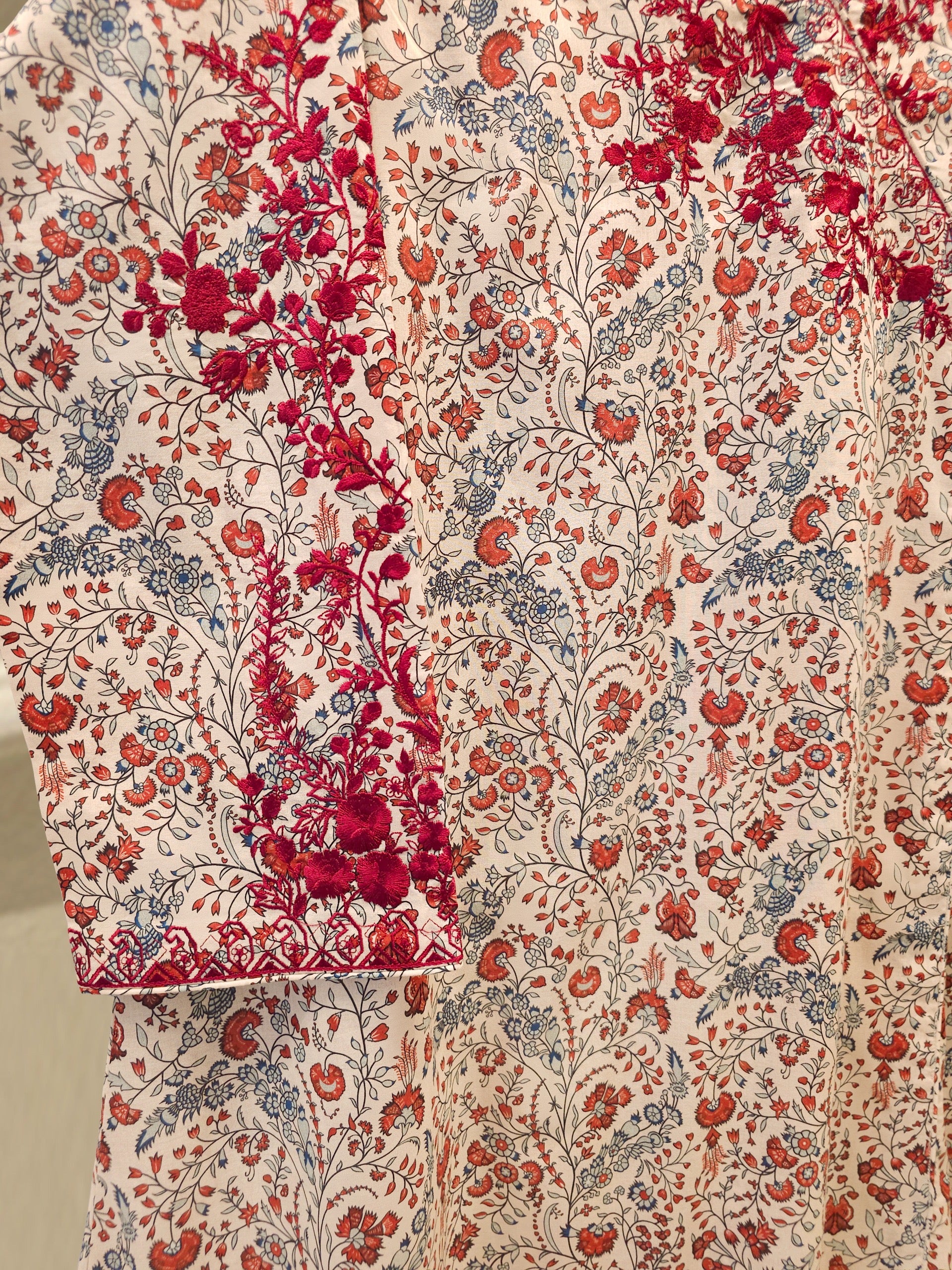 2 Piece - Digital Printed Lawn Suit S111921 - Image 3