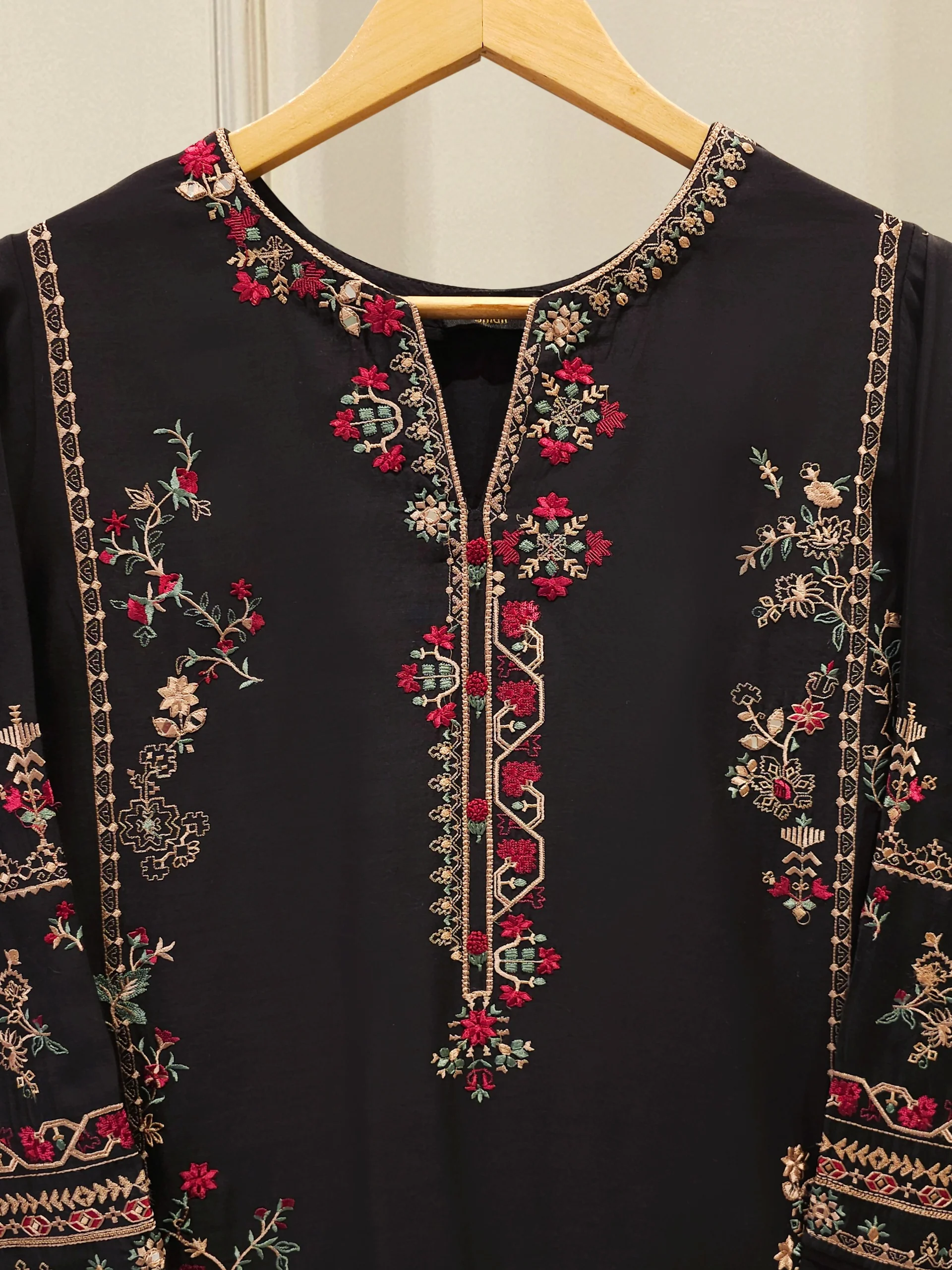 2 Piece - Embroidered Kora Cotton Suit S114247 - Image 6