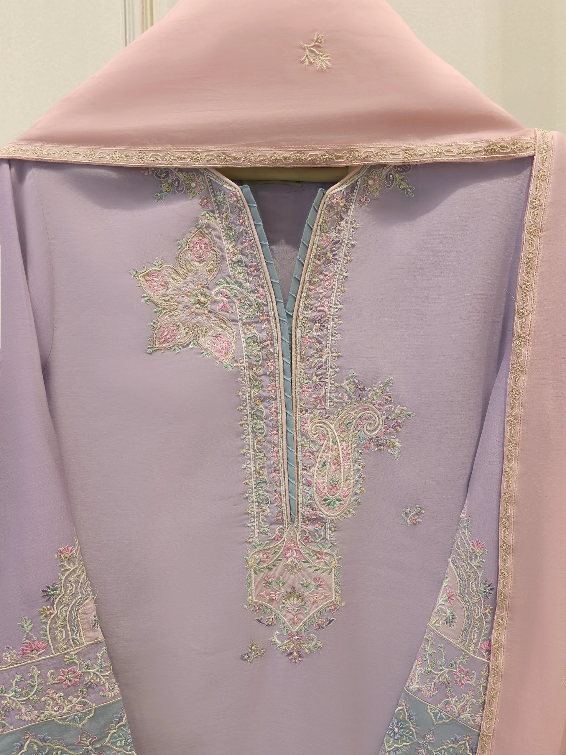 3 Piece - Embroidered Kora Cotton Suit WS00305 - Image 2