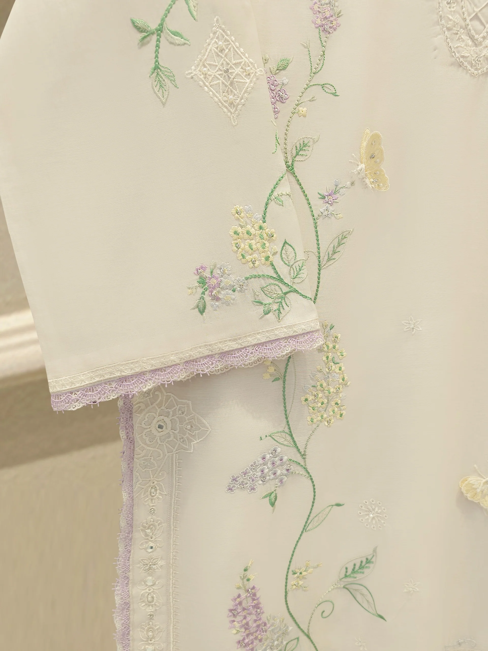 3 Piece - Embroidered Kora Cotton Suit WS00308 - Image 3