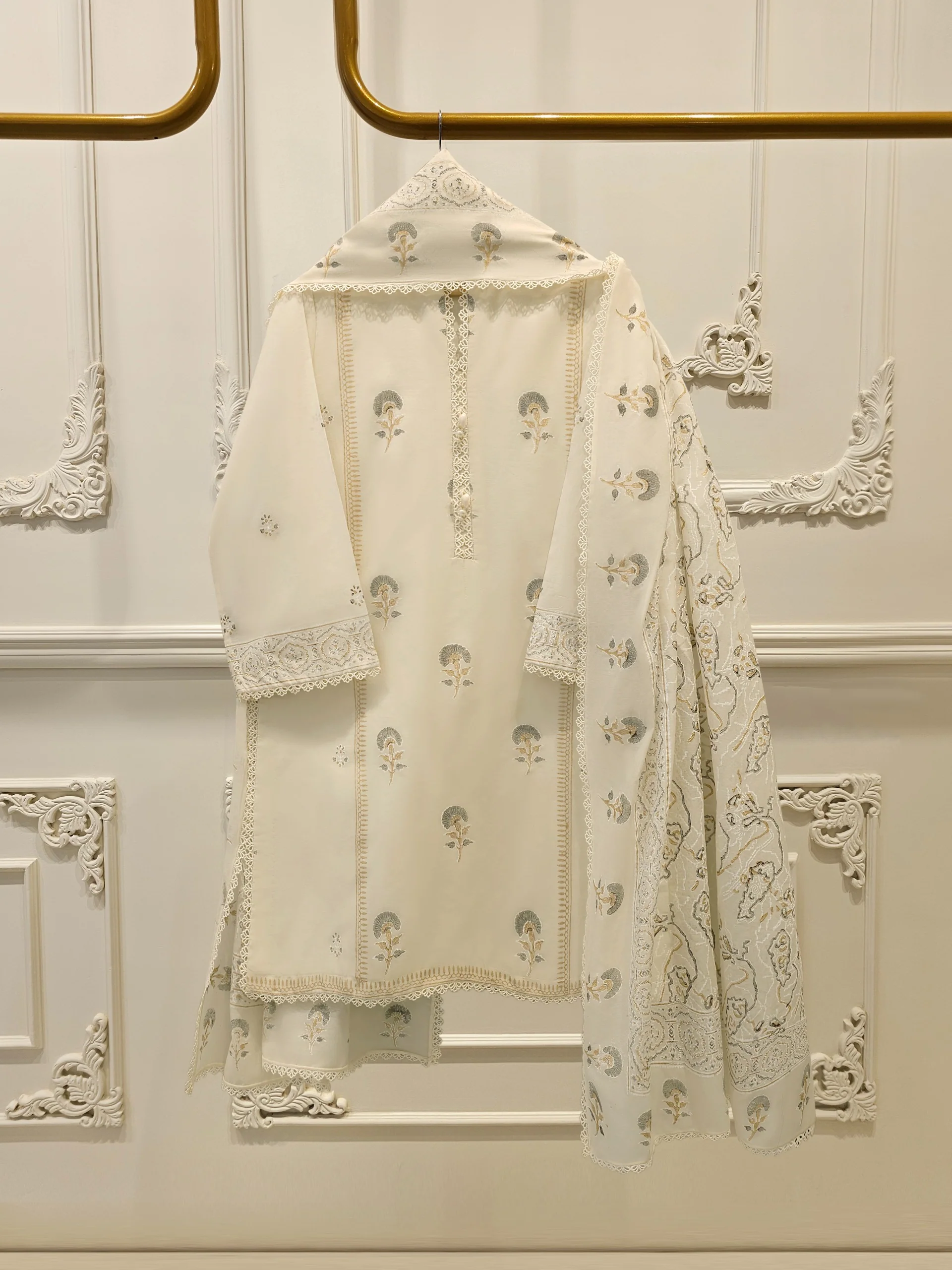 3 Piece - Hand Block Printed Kora Cotton Suit S113110