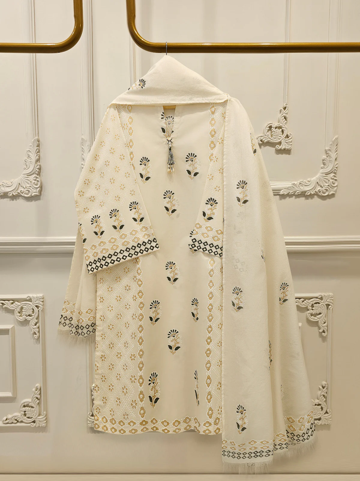 3 Piece - Hand Block Printed Kora Cotton Suit  S113520