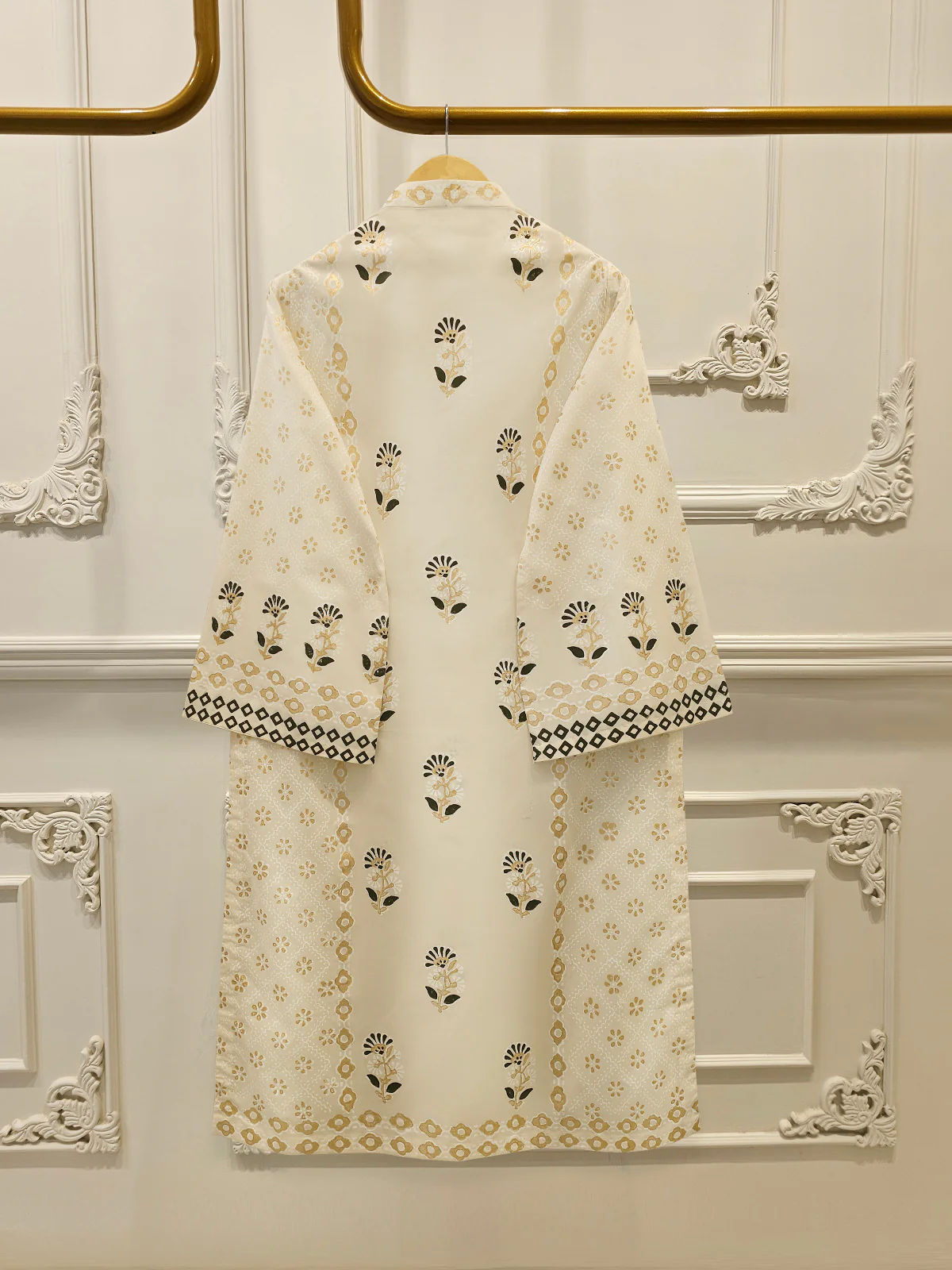 3 Piece - Hand Block Printed Kora Cotton Suit  S113520 - Image 5