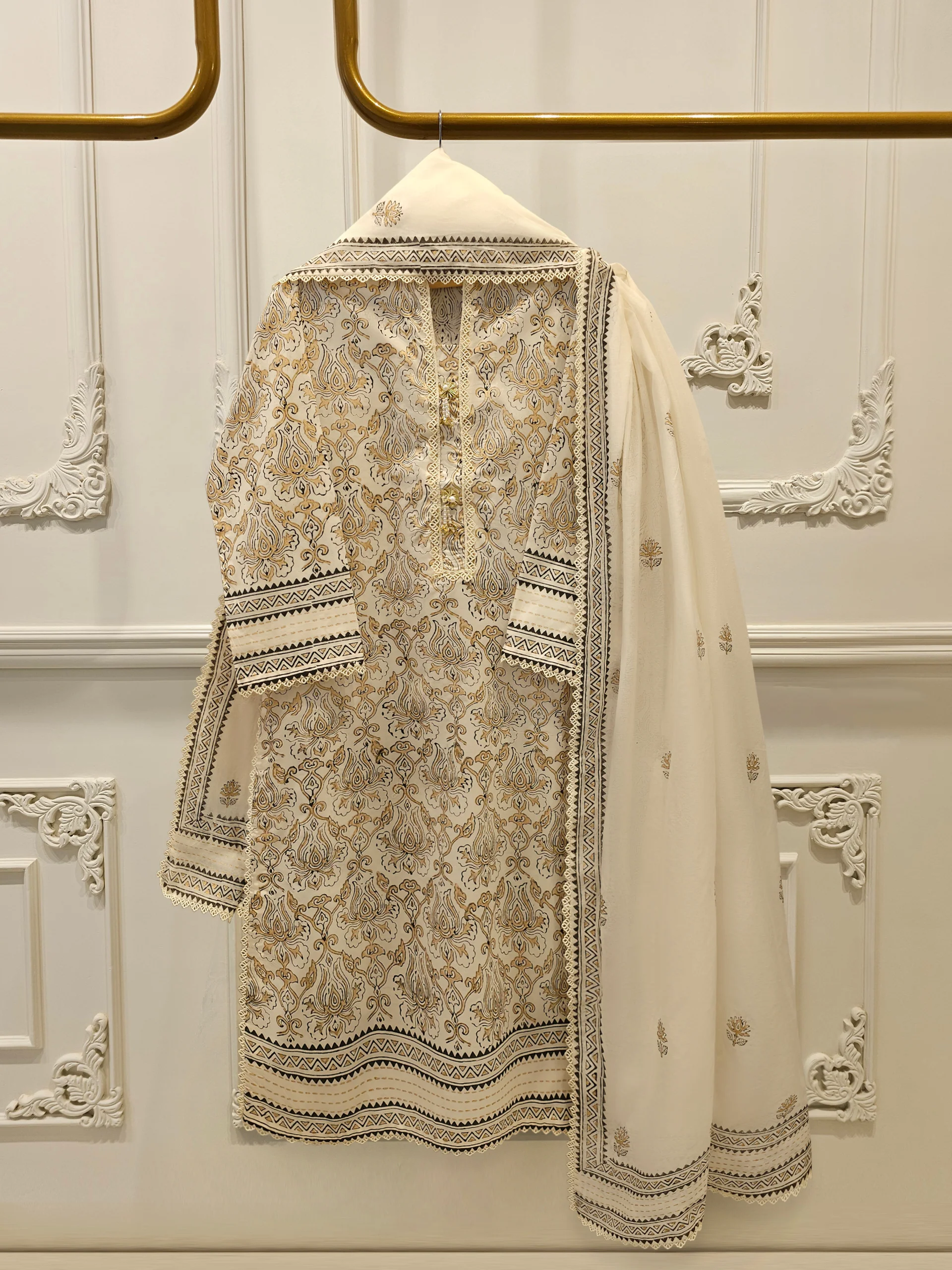 3 Piece - Hand Block Printed Kora Cotton Suit  S113587