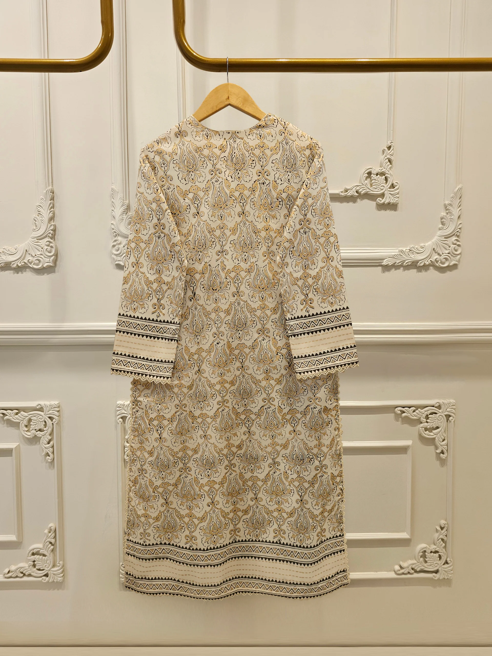 3 Piece - Hand Block Printed Kora Cotton Suit  S113587 - Image 5
