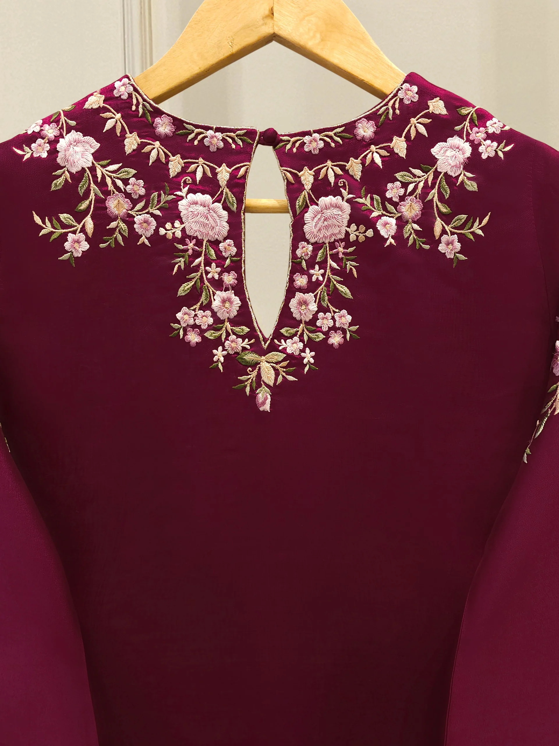 3 Piece-  Pure Embroidered Sheesha Silk Suit S112927 - Image 5