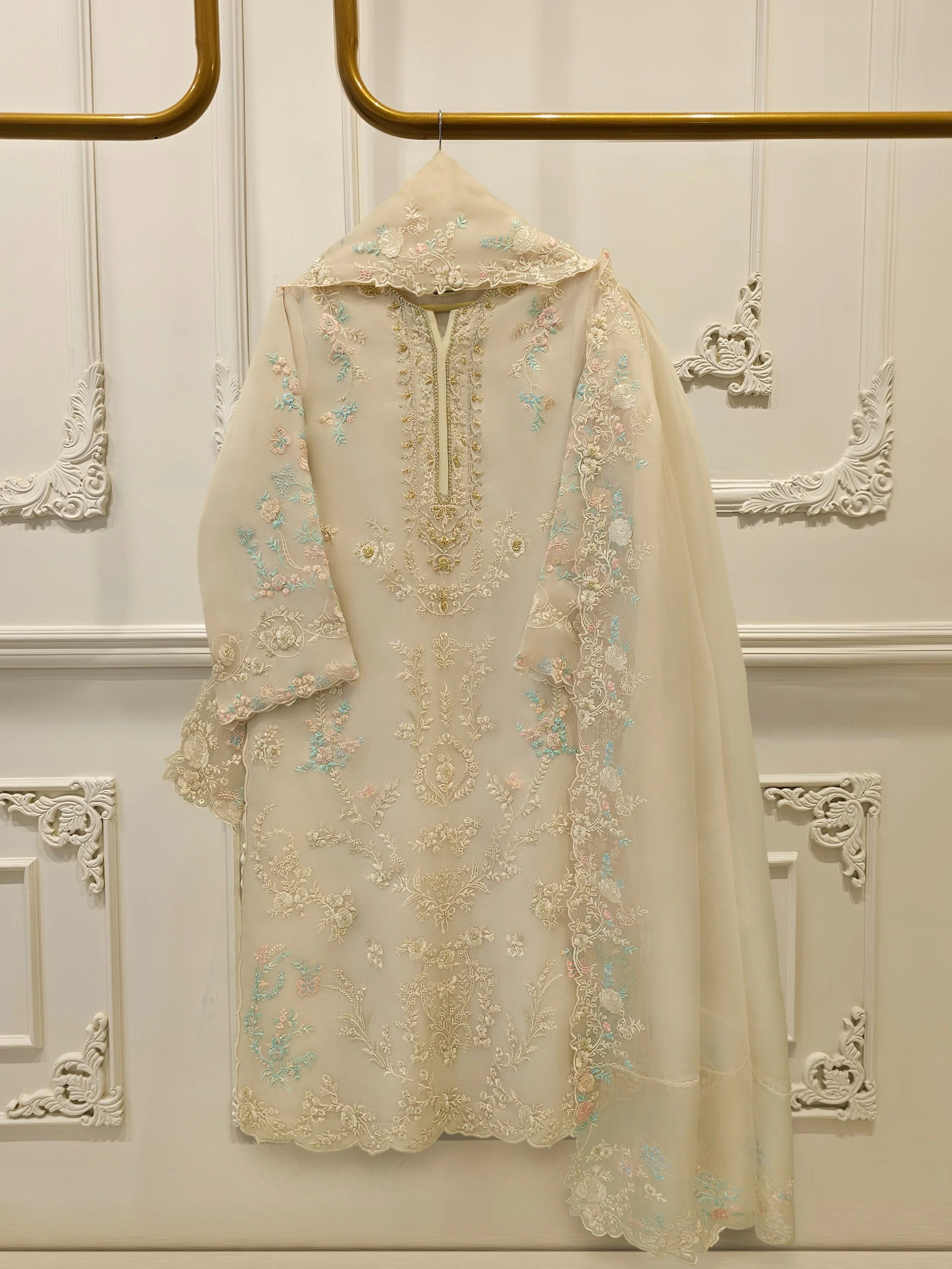 3 Piece - Pure Organza Embroidered Suit S114277