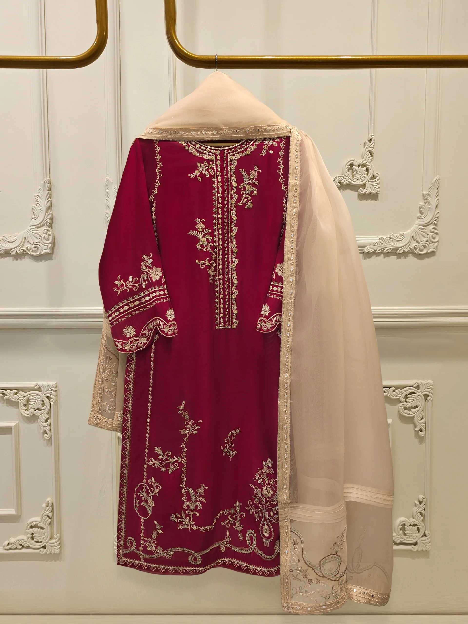 3 Piece- Pure Sheesha Silk Embroidered Suit S113443