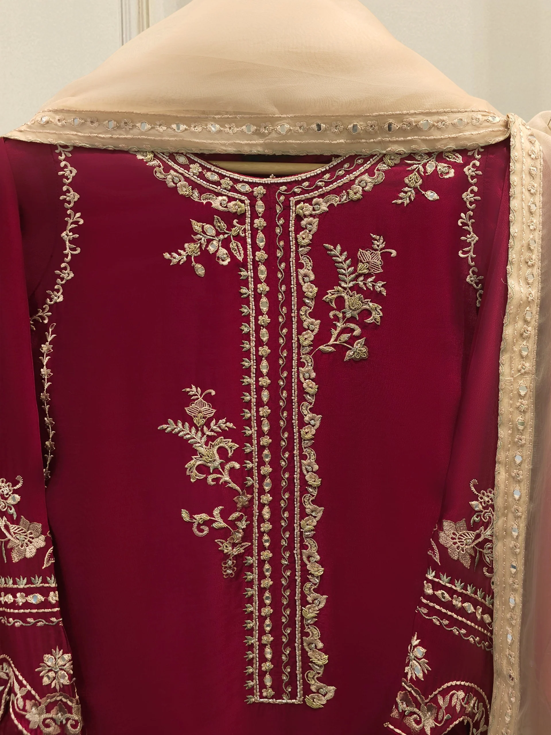 3 Piece- Pure Sheesha Silk Embroidered Suit S113443 - Image 2