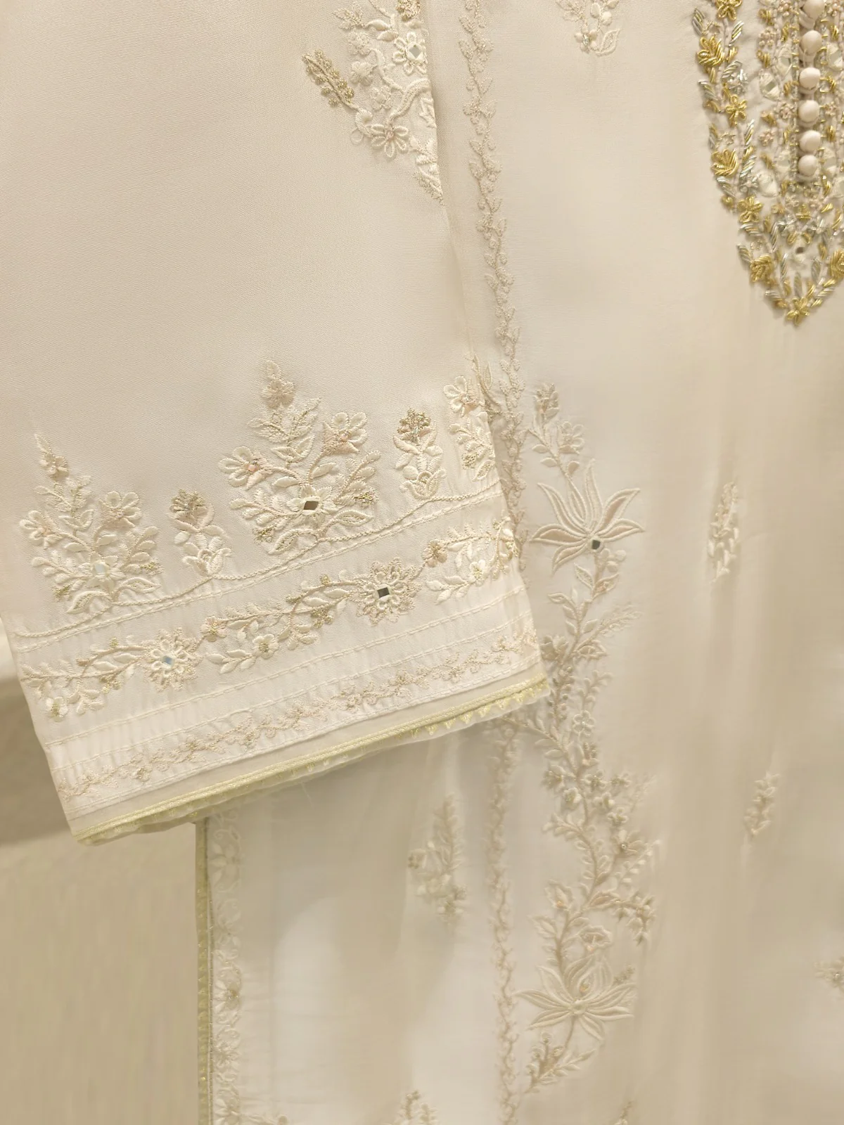 3 Piece- Pure Sheesha Silk Embroidered Suit S113806 - Image 3