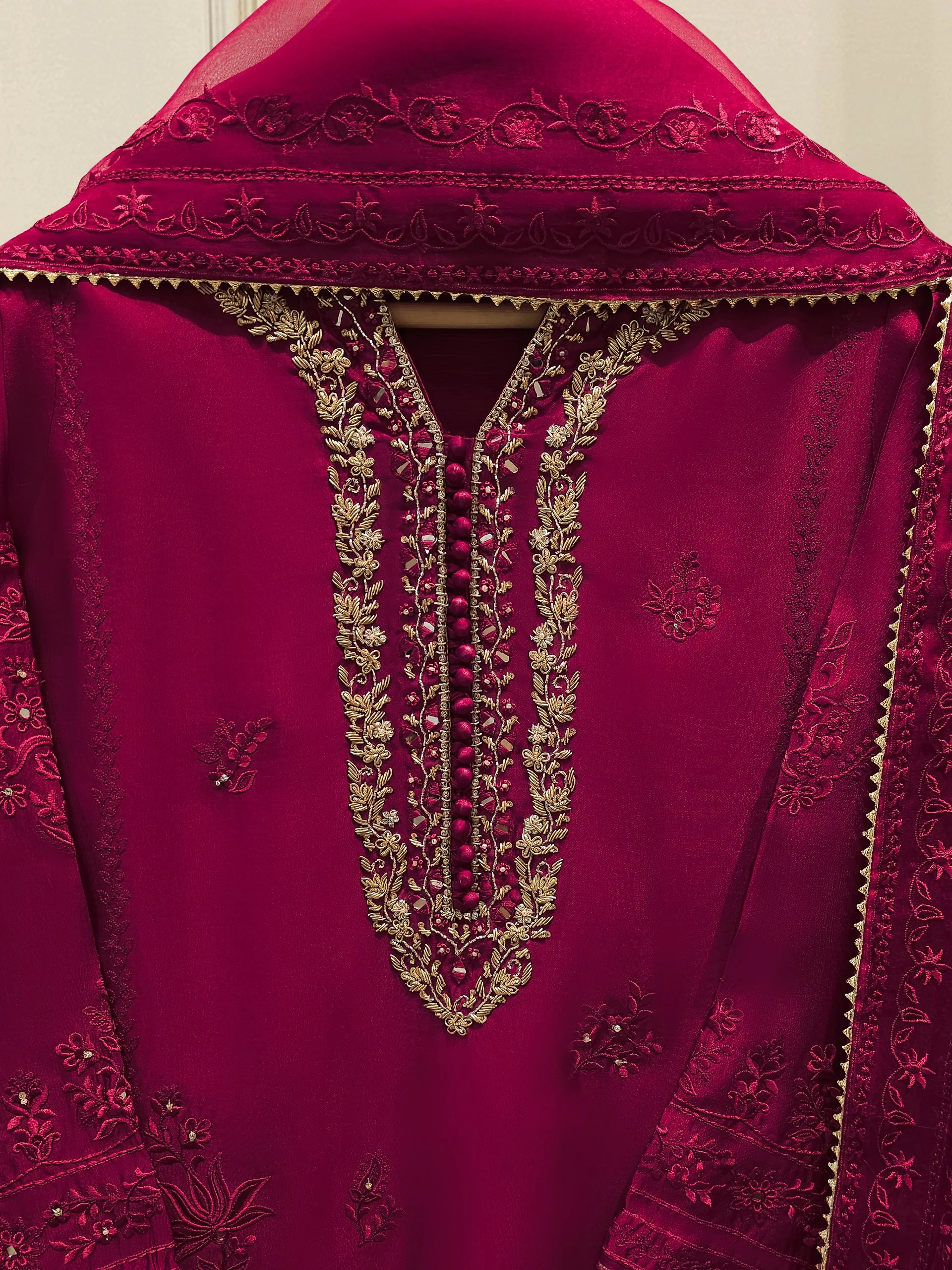 3 Piece- Pure Sheesha Silk Embroidered Suit S113884 - Image 2