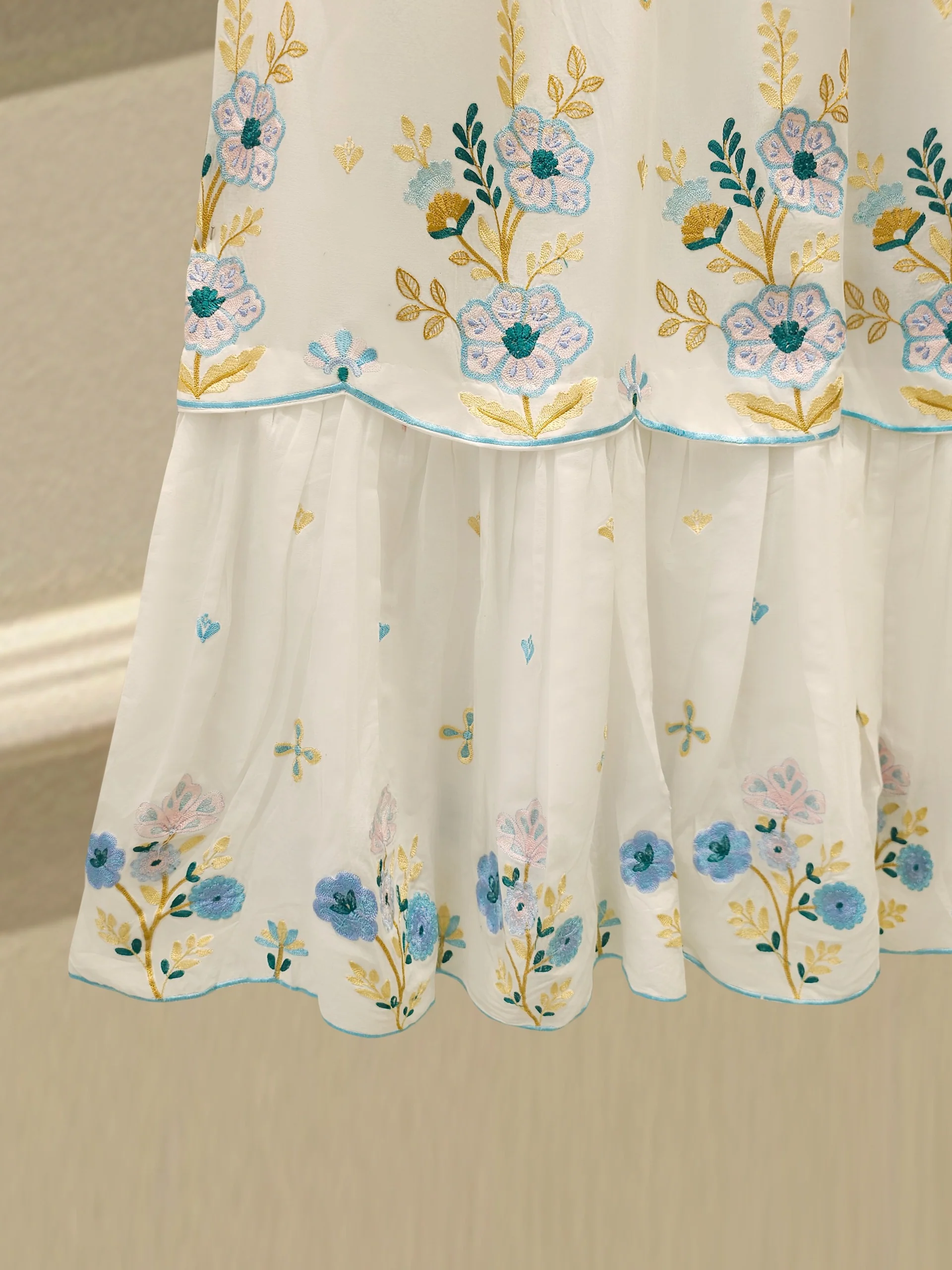 Embroidered Cambric Shirt WS00208 - Image 4