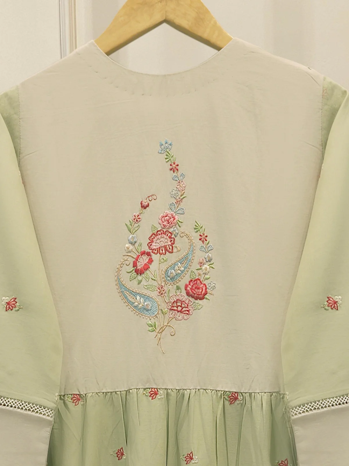 Embroidered Linen Shirt WS00074 - Image 5