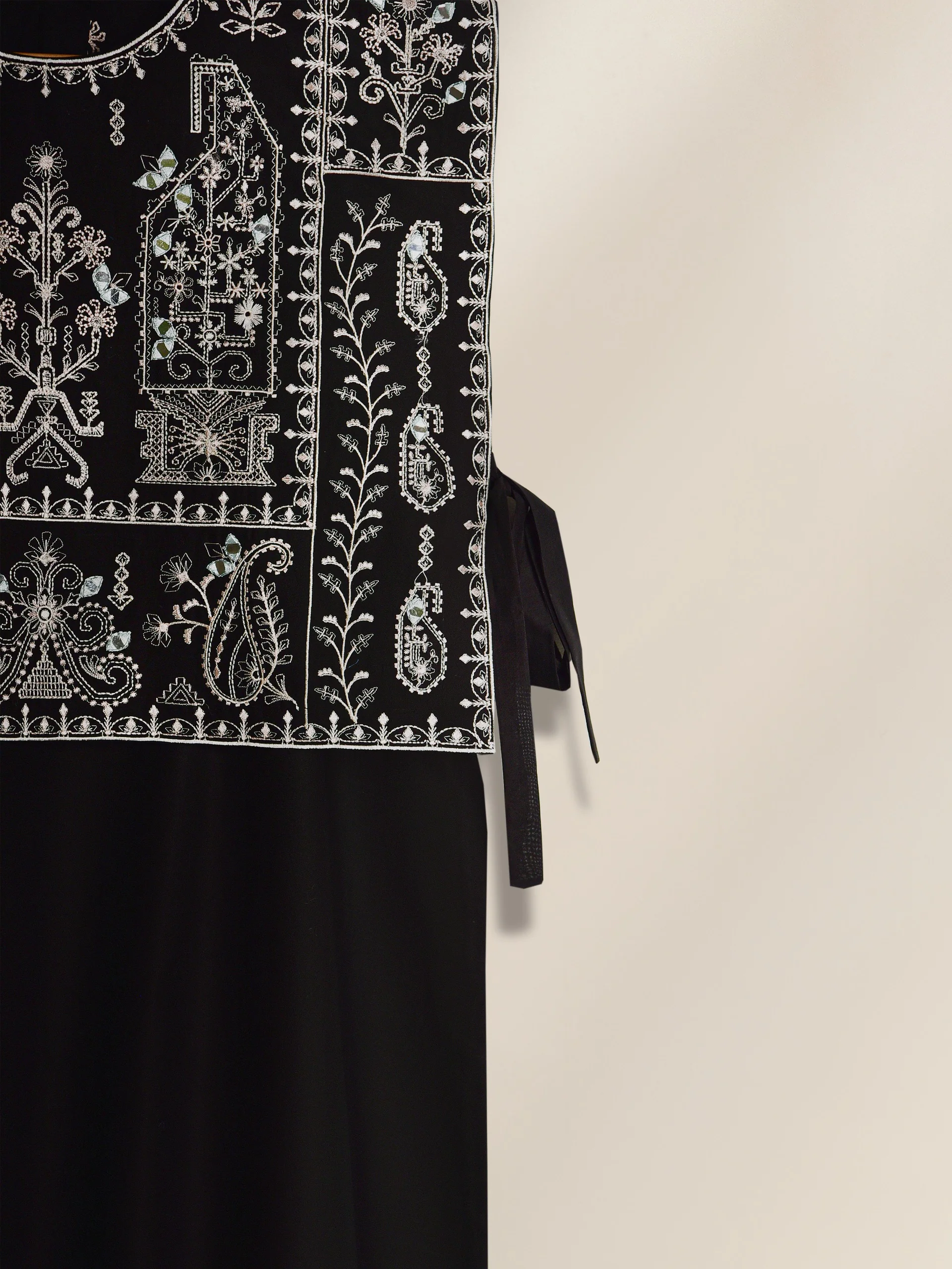 Look 111 - Image 3