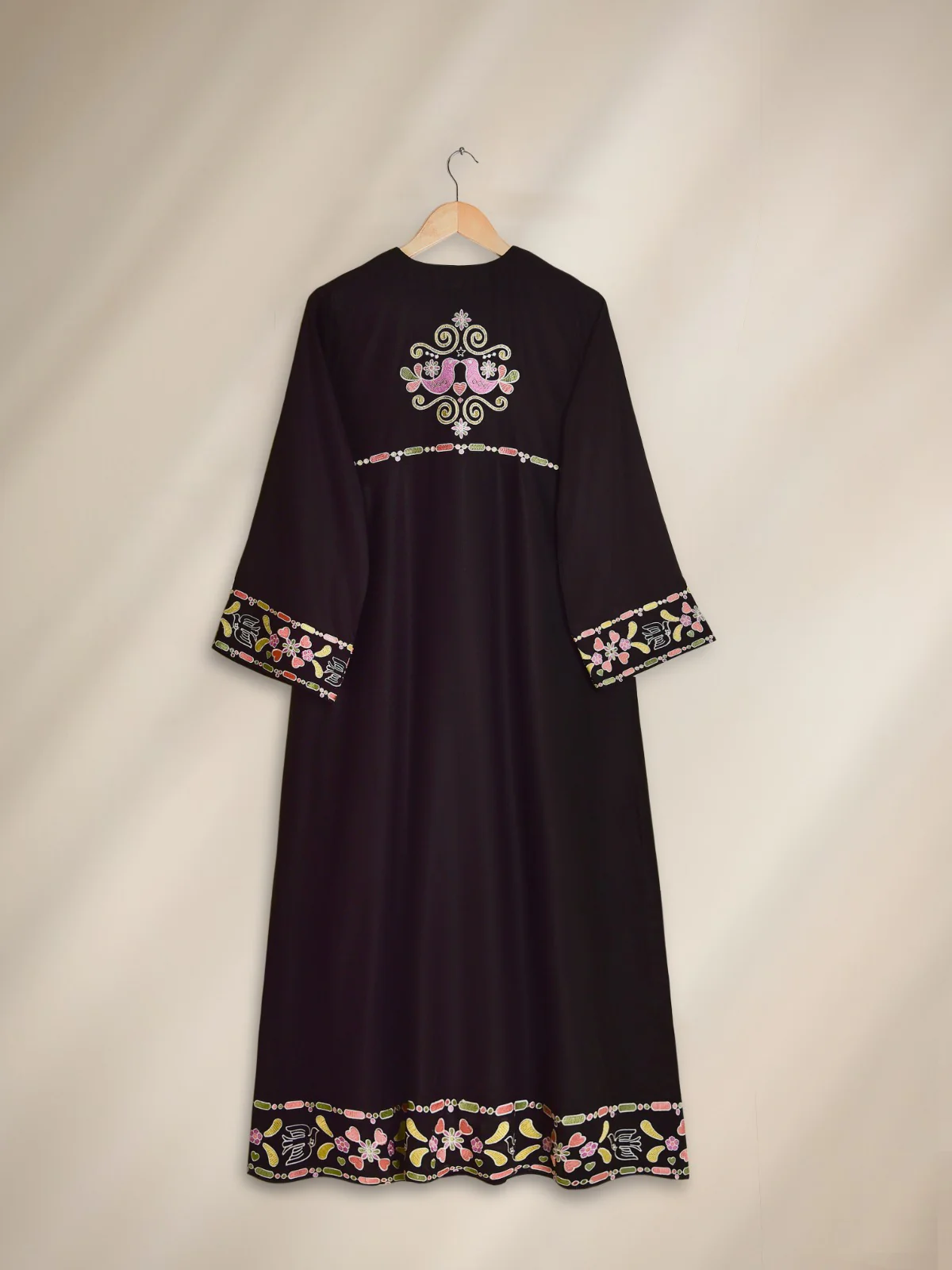 Look 122 - Image 5