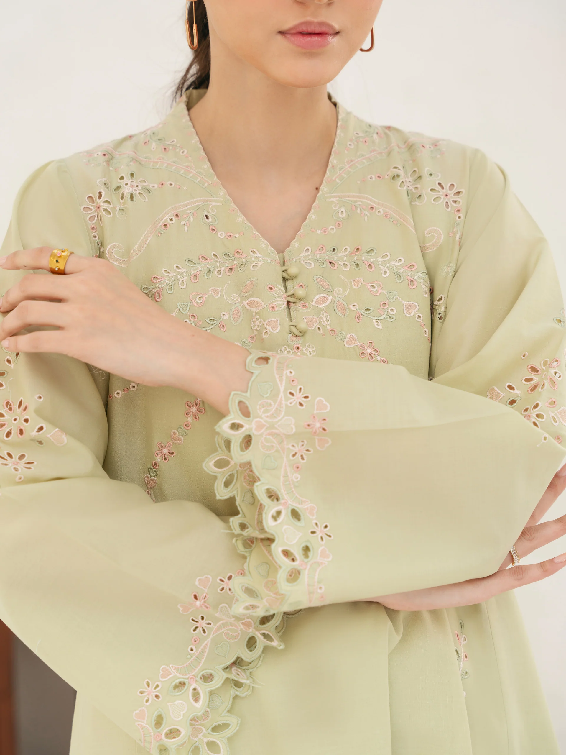 Look 33 - Image 5