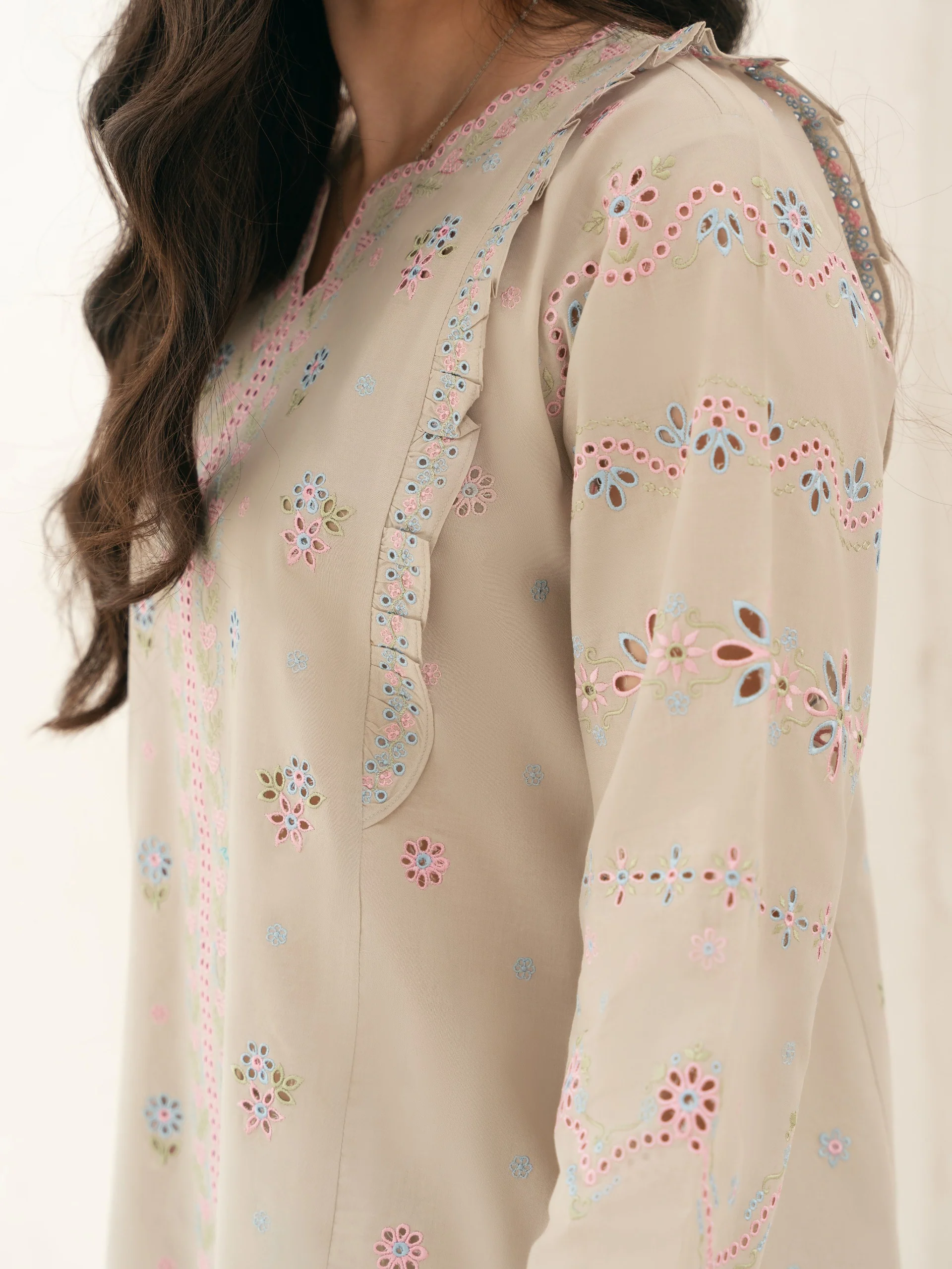 Look 38 - Image 4